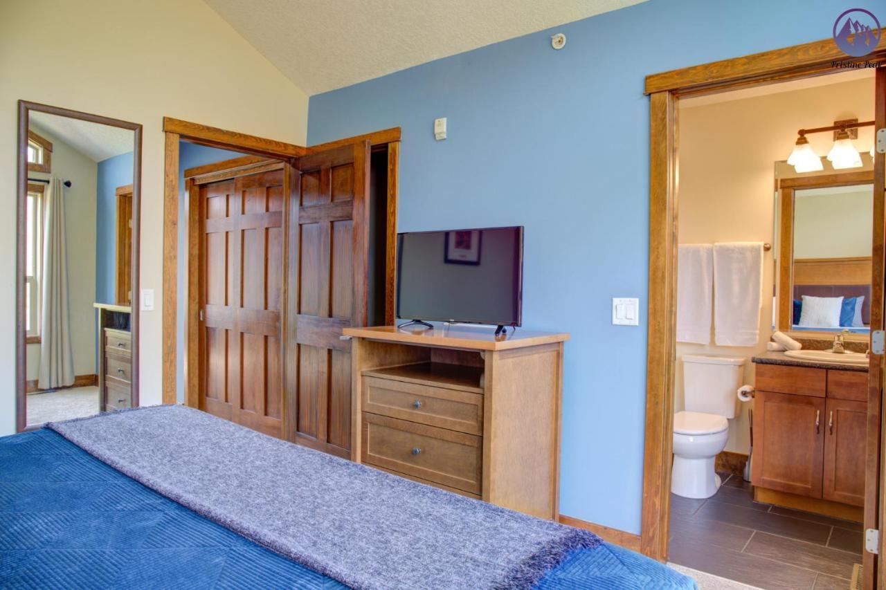 Fire Mountain Two Bedroom Condo Канмор Экстерьер фото